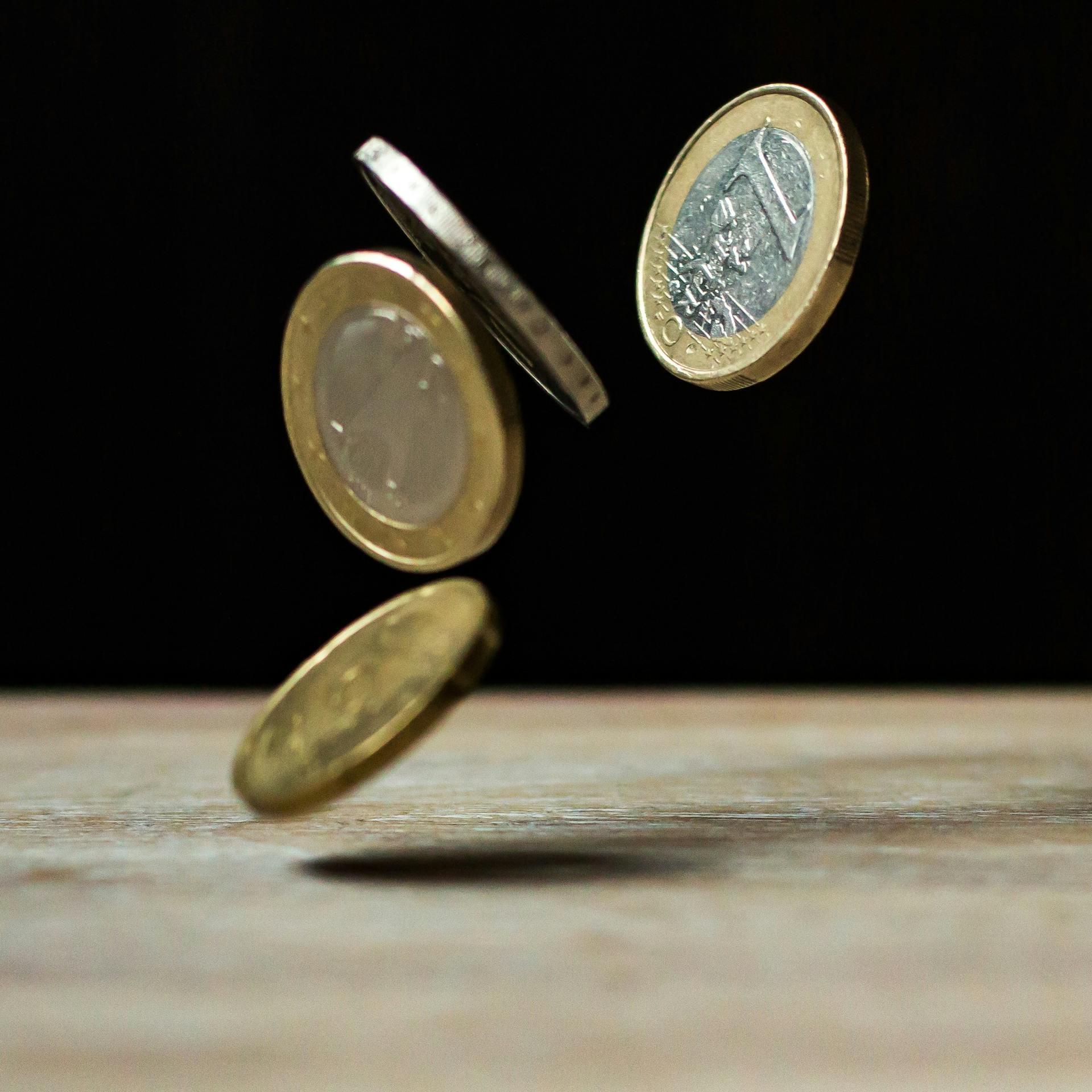 弱い相場でも投機筋はロングポジションを維持、下落の本番はこれからか?